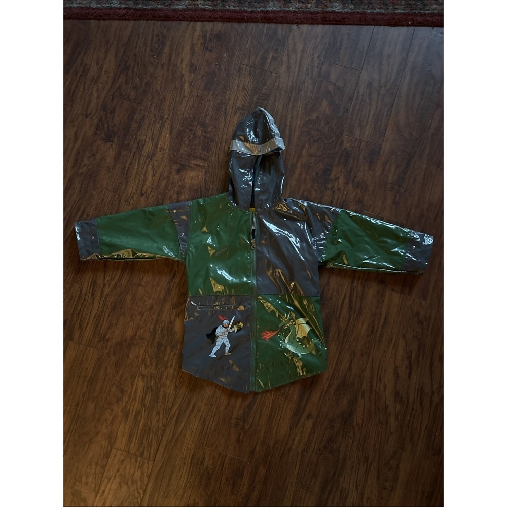 KIDORABLE DRAGON KNIGHT RAINCOAT, SIZE 4/5 100% POLYESTER, 100% NYLON LINING NNB